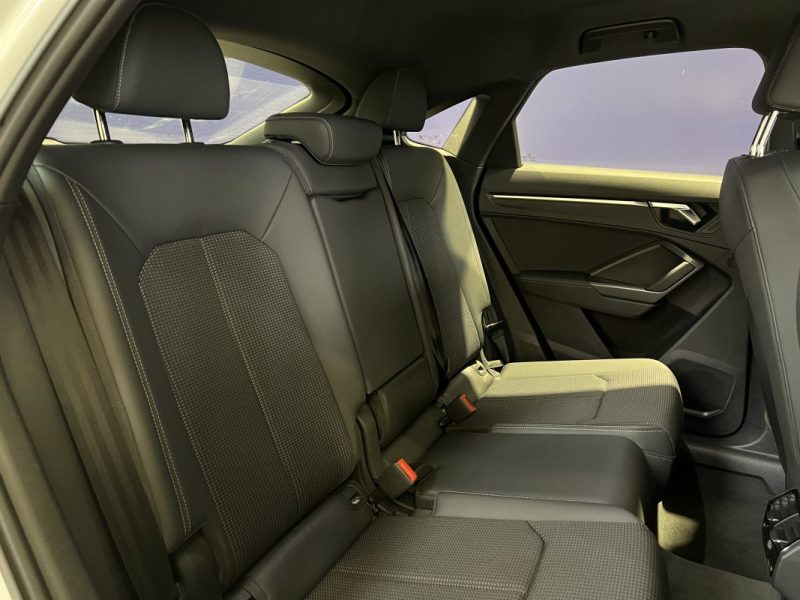 AUDI Q3 SLINE SPORTBACK 45 TFSIE 245CH S TRONIC 6 / ENTRETIEN COMPLET AUDI / PREMIÈRE MAIN