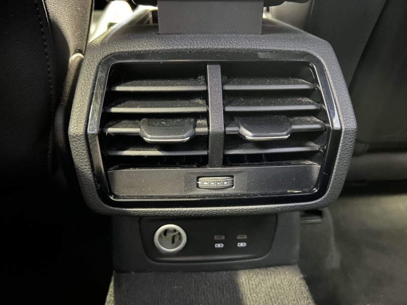 AUDI Q3 SLINE SPORTBACK 45 TFSIE 245CH S TRONIC 6 / ENTRETIEN COMPLET AUDI / PREMIÈRE MAIN