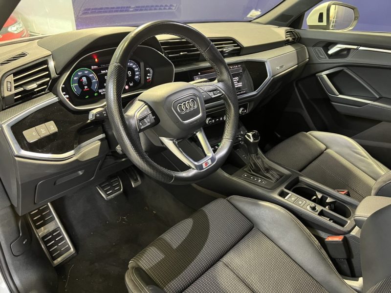 AUDI Q3 SLINE SPORTBACK 45 TFSIE 245CH S TRONIC 6 / ENTRETIEN COMPLET AUDI / PREMIÈRE MAIN