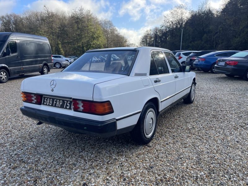 MERCEDES-BENZ 190 190E 105 CH 1985 W201 1ER Main