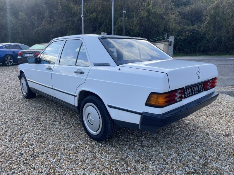 MERCEDES-BENZ 190 190E 105 CH 1985 W201 1ER Main