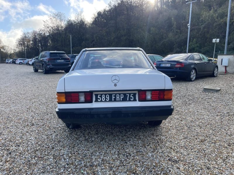 MERCEDES-BENZ 190 190E 105 CH 1985 W201 1ER Main