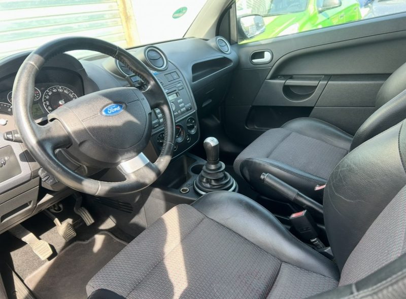 Ford Fiesta 1.6 Style Rally Edition 