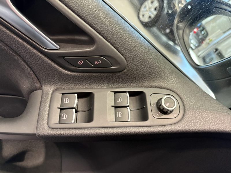 Volkswagen golf  1.4 160CH Carat  CABRIOLET DSG7 - Siege chauffant - Beau suivi -  Intérieur cuir  