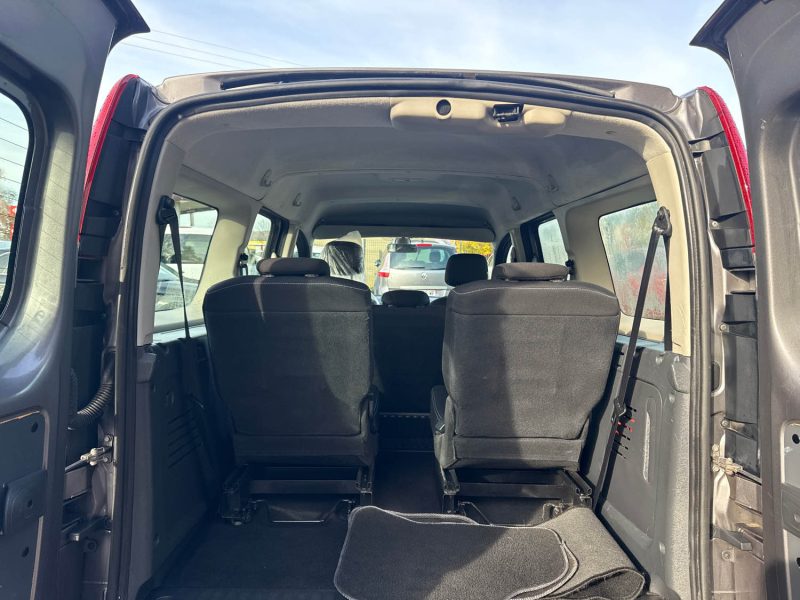 RENAULT GRAND KANGOO 1.5 DCI 110CH ENERGY INTENS 7 PLACES