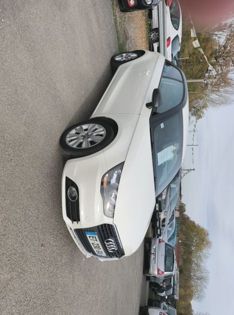 AUDI A1 1.6 TDI 105CH FAP AMBITION 2011