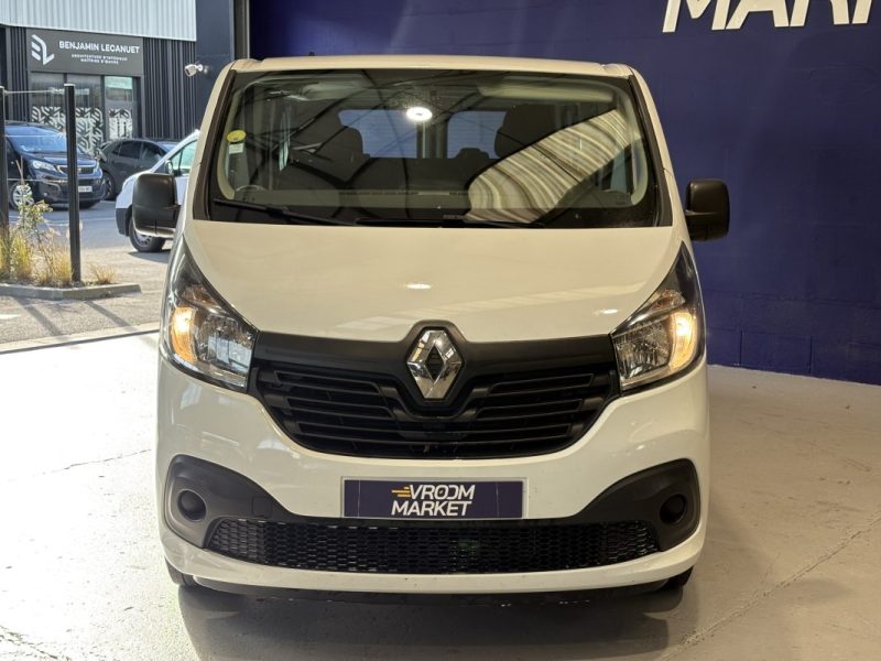 Renault Trafic  Combi  L2H1 1.6 DCI 125 ZEN 2018 - 9 Places - Radars de recul - Crochet attelage 