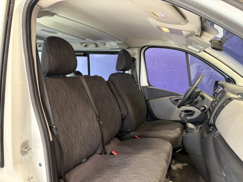 Renault Trafic  Combi  L2H1 1.6 DCI 125 ZEN 2018 - 9 Places - Radars de recul - Crochet attelage 