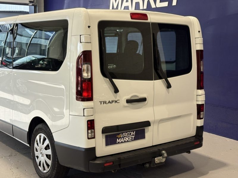 Renault Trafic  Combi  L2H1 1.6 DCI 125 ZEN 2018 - 9 Places - Radars de recul - Crochet attelage 