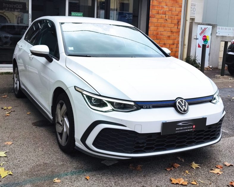 VOLKSWAGEN GOLF 8 1.4 TSI - 16V TURBO HYBRID 2020