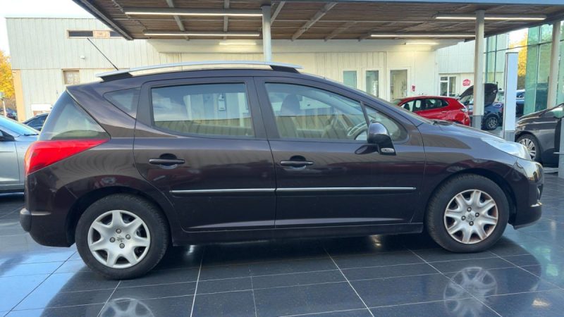 PEUGEOT  207 SW 1.4 1ER MAIN ETAT NEUF GARANTIE 6MOIS