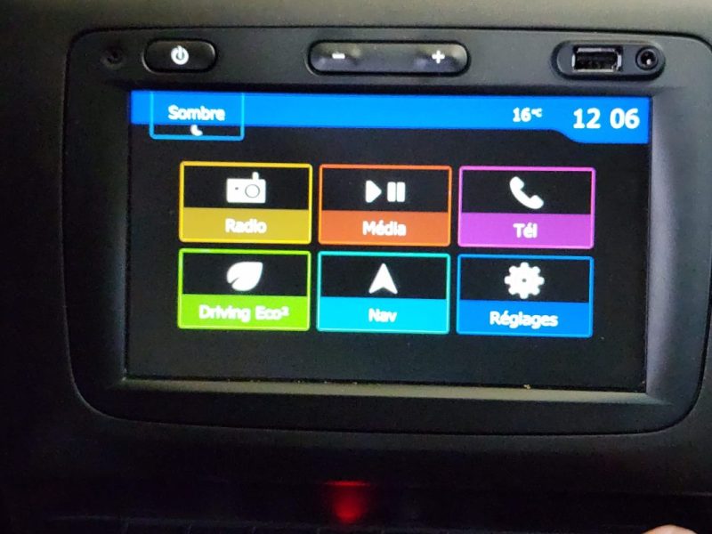 DACIA DUSTER 1.5 BLUE DCI 115cv PRESTIGE 4X2 - 1ère main - 75 000km