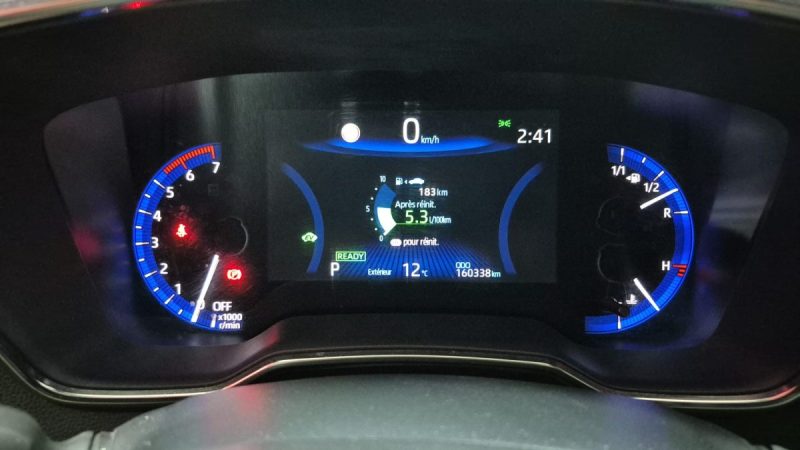 TOYOTA COROLLA BERLINE 122cv DYNAMIC BUSINESS/1 ERE MAIN/TVA RECUPERABLE