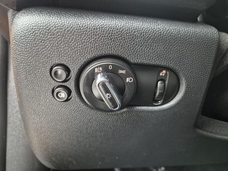 MINI MINI III COOPER 136CH RED HOT CHILI 2017