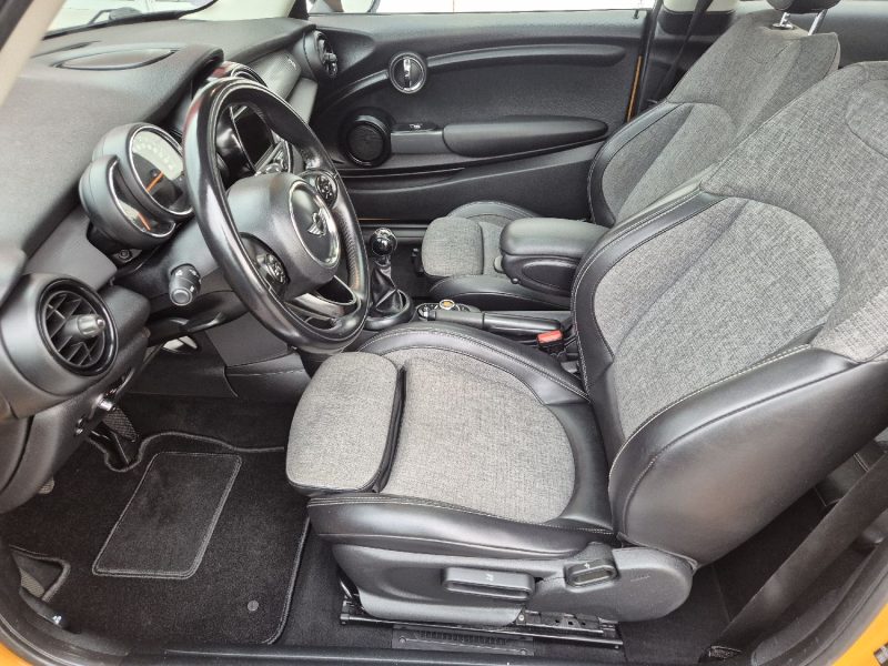 MINI MINI III COOPER 136CH RED HOT CHILI 2017