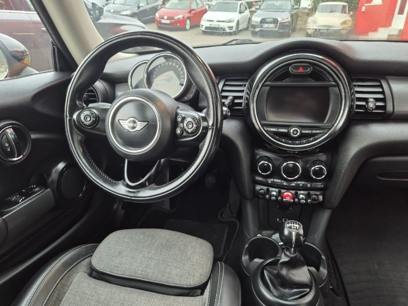 MINI MINI III COOPER 136CH RED HOT CHILI 2017