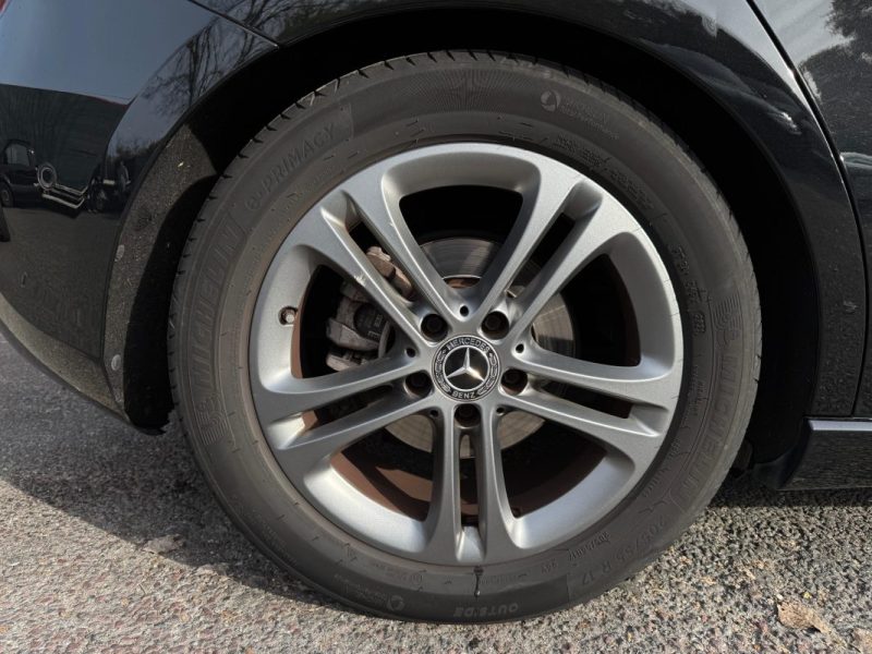 MERCEDES CLASSE A 180 136CH BUSINESS ENTRETIEN SUIVI