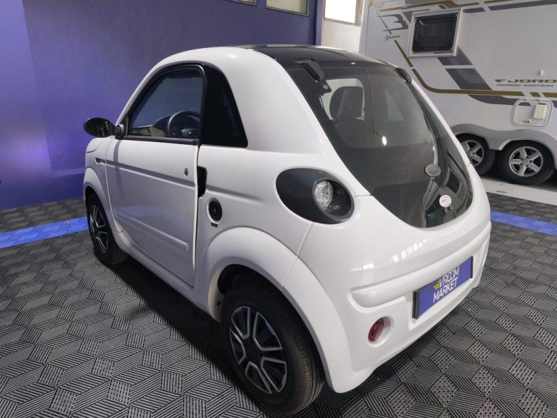 MICROCAR MICROCAR DUE INITAL 502 - DIESEL - ETAT COMME NEUF  INITIAL 502 2025