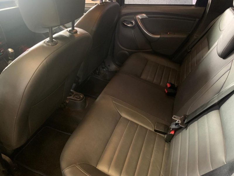 DACIA DUSTER 1.5 DCI 110CH BLACK TOUCH 4X2 1er MAIN 