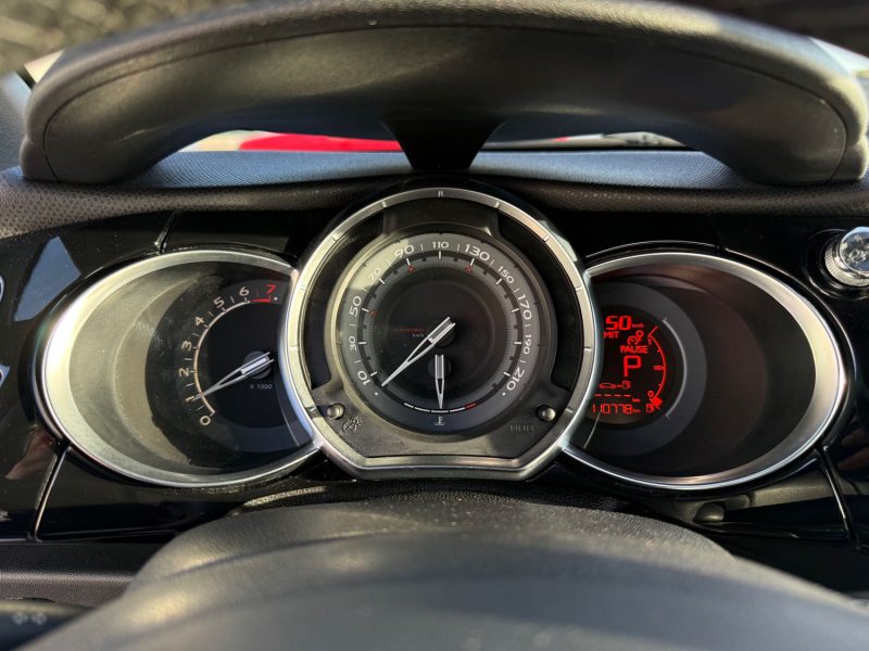 CITROEN DS3 1.6 VTI 120 CV SO CHIC BOITE AUTOMATIQUE  2010