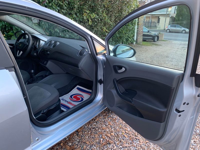 SEAT IBIZA IV 1.6 TDI90 FAP REFERENCE 2011