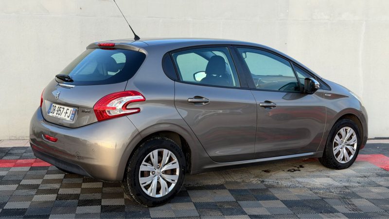 PEUGEOT 208 1.2 VTI 82 Cv URBAN SOUL 5P 2013