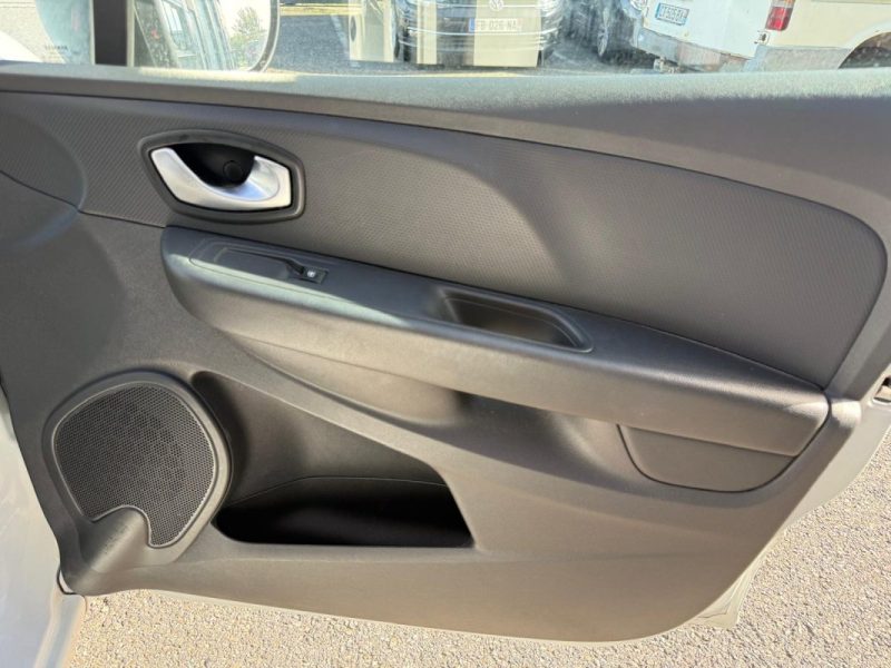 RENAULT CLIO IV 1.5 DCI 75CH ENERGY 