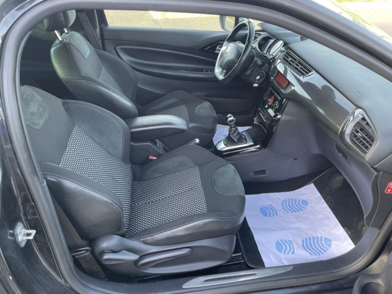 Citroën DS3 1.6 THP 150 Sport Chic • 2010