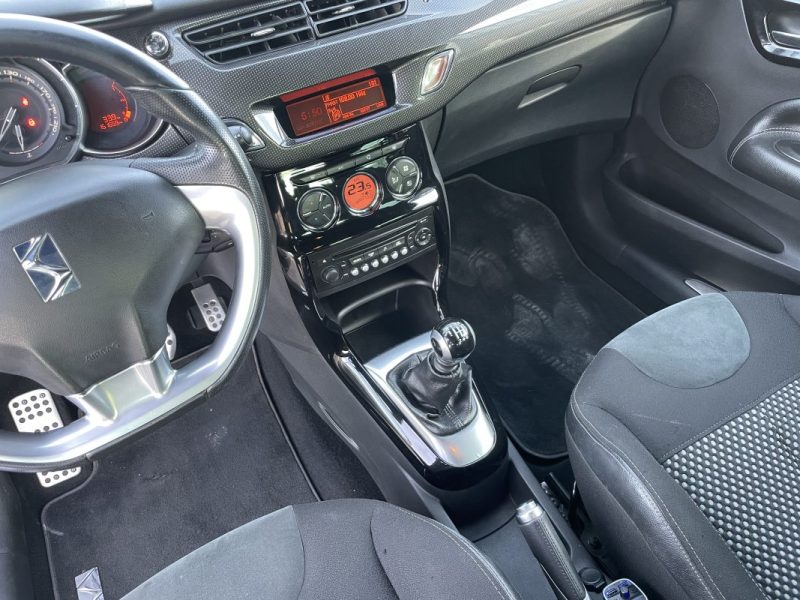 Citroën DS3 1.6 THP 150 Sport Chic • 2010