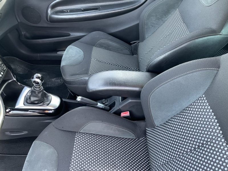 Citroën DS3 1.6 THP 150 Sport Chic • 2010