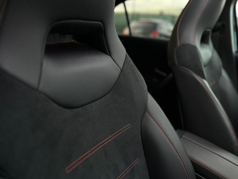 MERCEDES CLASSE A  IV 200 D AMG LINE 8G-DCT - GARANTIE