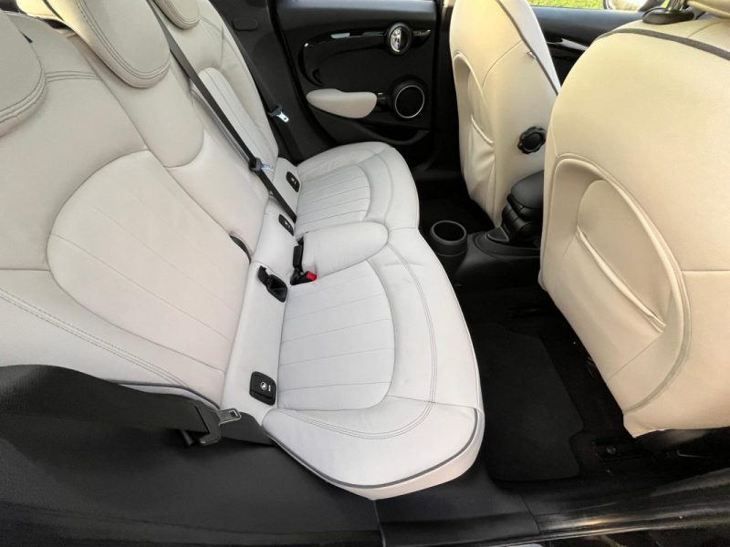 Mini Cooper S 2.0 192ch BVA6 – Pack Red Hot Chili – 5 portes