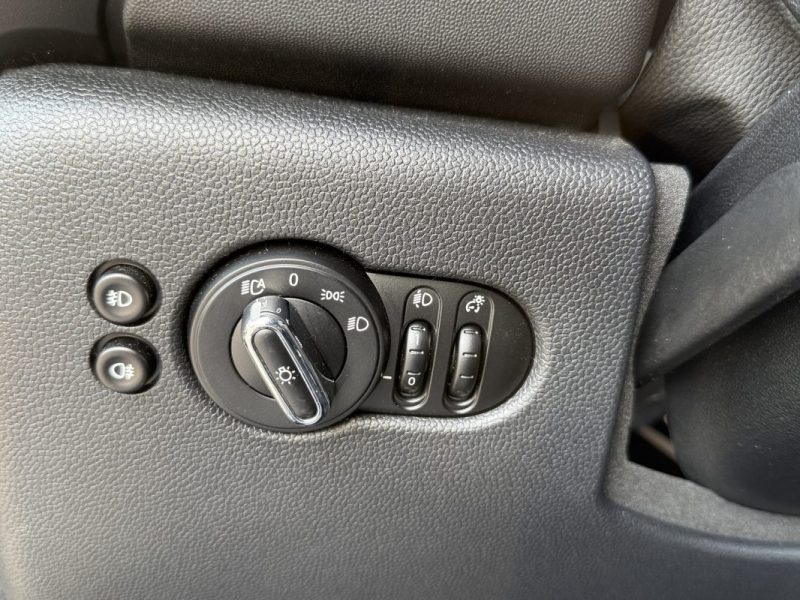 MINI MINI F56 COOPER 136CH