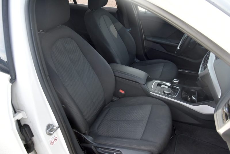 B.M.W. SERIE 1 F40 116D BUSINESS DESIGN DKG7 2020