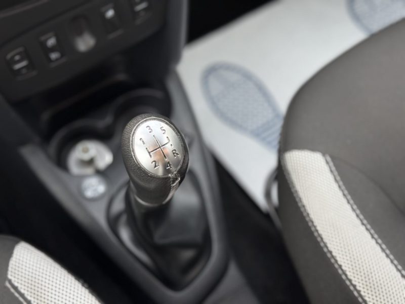 Dacia Sandero Stepway GPL 100ch – Navigation/GPS – Premier main – Attache-remorque