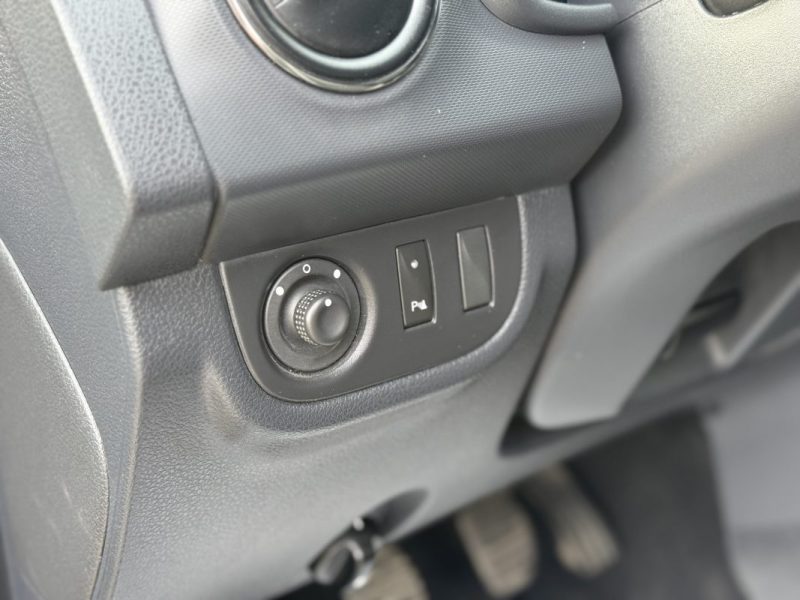 Dacia Sandero Stepway GPL 100ch – Navigation/GPS – Premier main – Attache-remorque