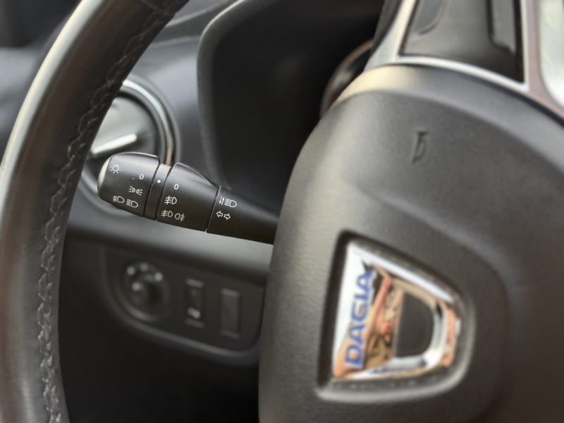 Dacia Sandero Stepway GPL 100ch – Navigation/GPS – Premier main – Attache-remorque