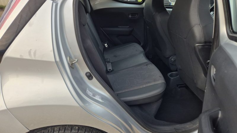 TOYOTA AYGO II 1.0 VVT-I 69 CH X-PLAY X-SHIFT 5P 