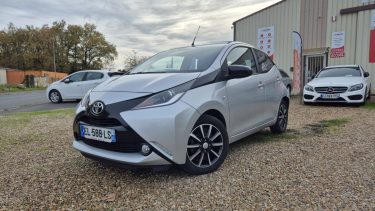 TOYOTA AYGO II 1.0 VVT-I 69 CH X-PLAY X-SHIFT 5P 