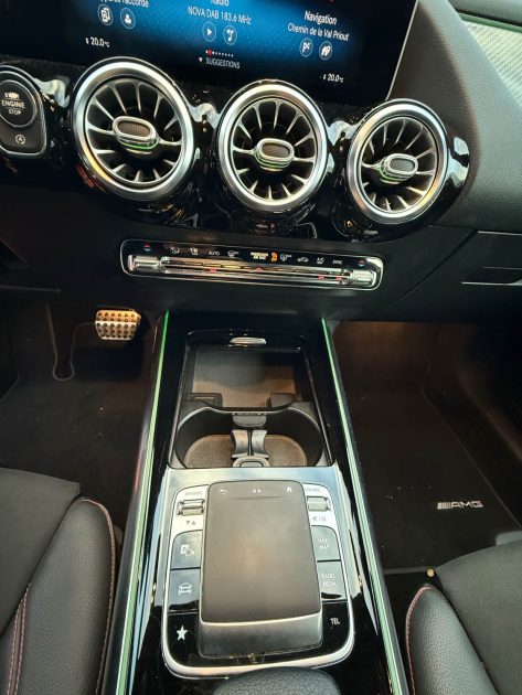 MERCEDES CLASSE B 180 AMG LINE 136CH - Entretien complet - Faible KM - PREMIERE MAIN 