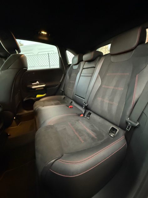 MERCEDES CLASSE B 180 AMG LINE 136CH - Entretien complet - Faible KM - PREMIERE MAIN 