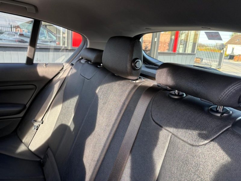 BMW Série 1 116d Première - 🌤 Toit ouvrant - 📱 Bluetooth - ✅ Reprise possible -✅Garantie 6 mois