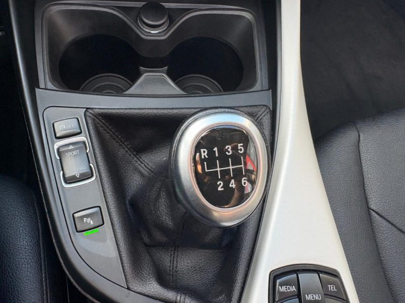 BMW Série 1 116d Première - 🌤 Toit ouvrant - 📱 Bluetooth - ✅ Reprise possible -✅Garantie 6 mois