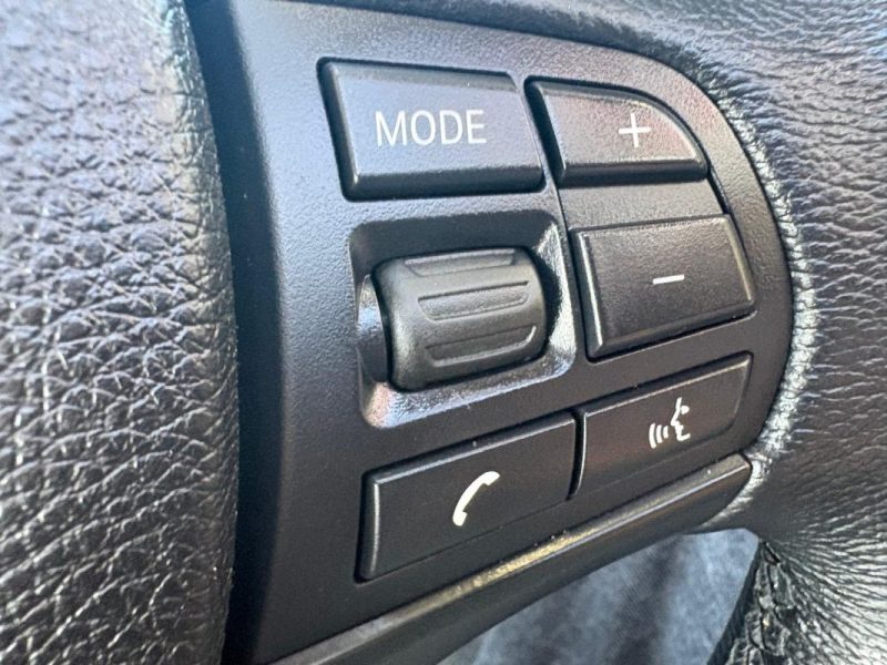 BMW Série 1 116d Première - 🌤 Toit ouvrant - 📱 Bluetooth - ✅ Reprise possible -✅Garantie 6 mois