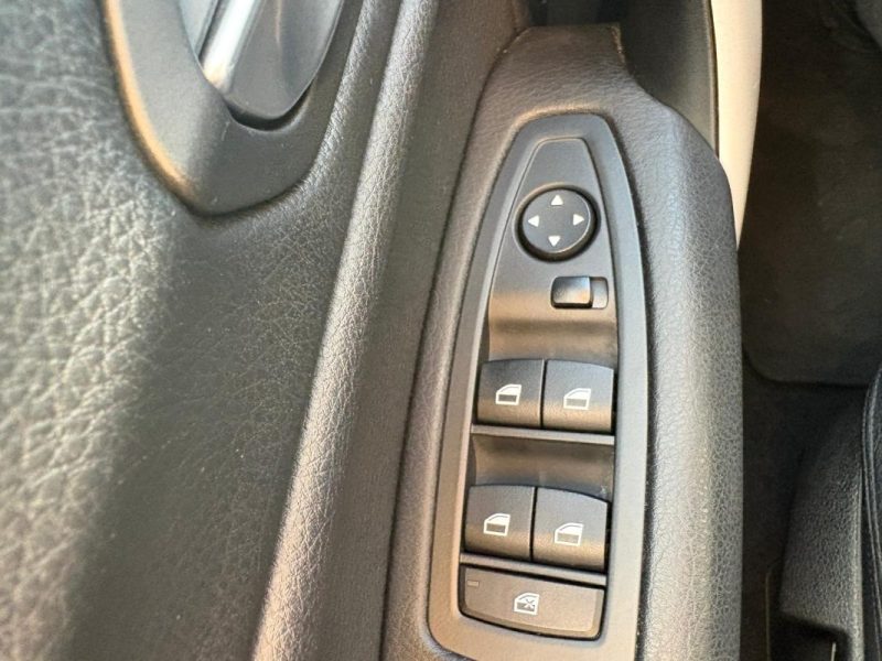 BMW Série 1 116d Première - 🌤 Toit ouvrant - 📱 Bluetooth - ✅ Reprise possible -✅Garantie 6 mois