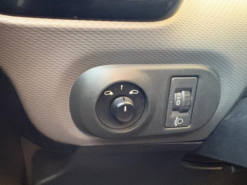 Citroën C4 Cactus 1.6 BlueHDi 100 Shine 🔙 Caméra 📷 ❄️ Clim 🔁 Reprise 💶 🛡️ Garantie ✅