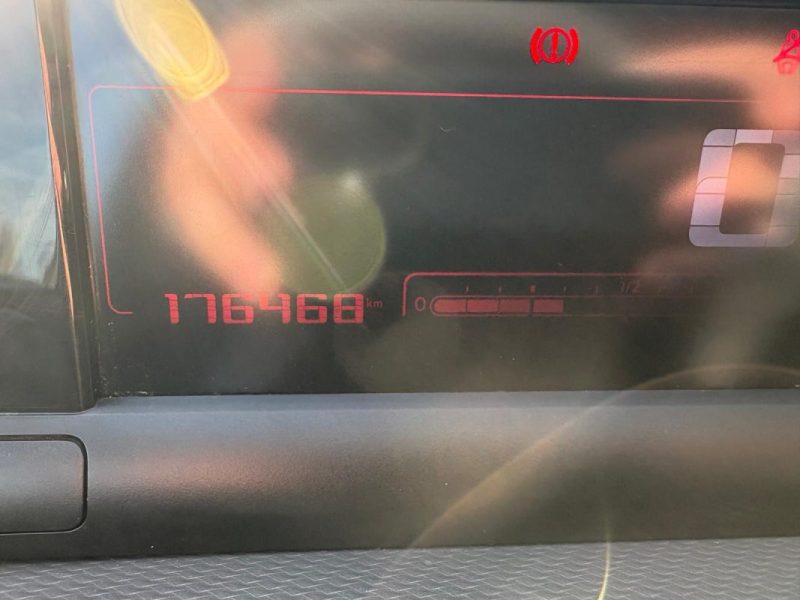 Citroën C4 Cactus 1.6 BlueHDi 100 Shine 🔙 Caméra 📷 ❄️ Clim 🔁 Reprise 💶 🛡️ Garantie ✅