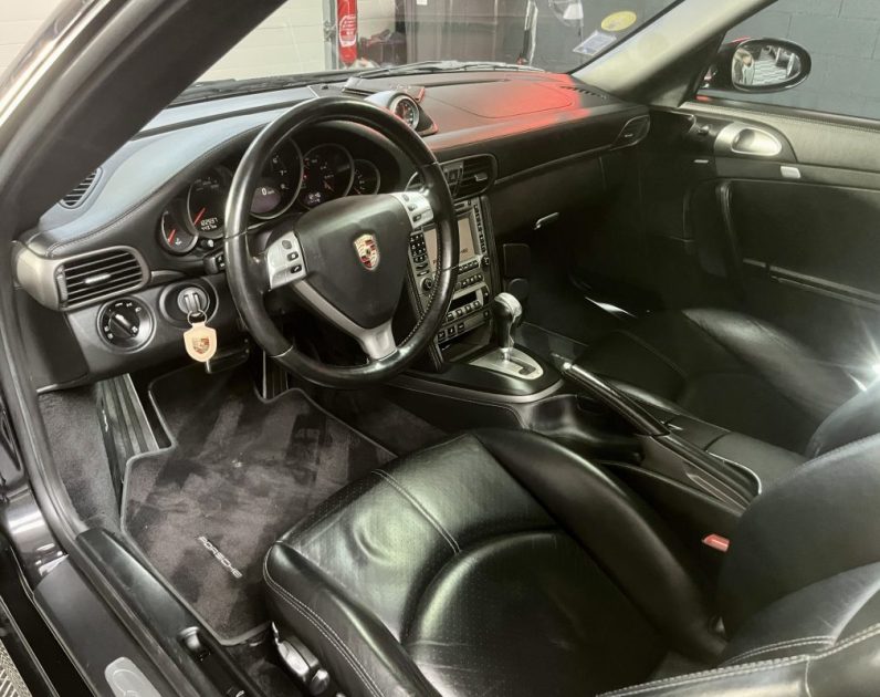 PORSCHE 911 TYPE 997 CARRERA 4 COUPE