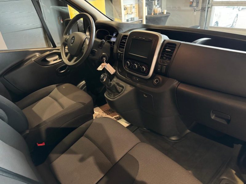RENAULT TRAFIC 2.0 120 COMBI 9 PLACES L2H1 / RADAR AR /  2020