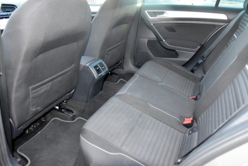 VOLKSWAGEN GOLF VII 1.6 TDI 105CH BLUEMOTION TECHNOLOGY CUP DSG7 5P 2015